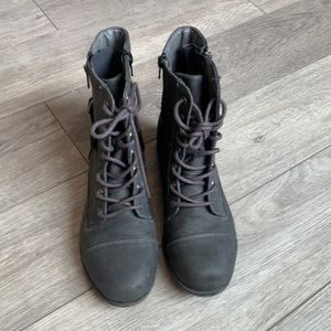 Women’s combat boots